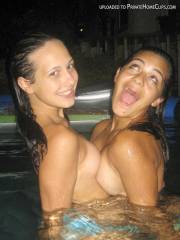 Hot amateur pics with naked babes playing in the pool